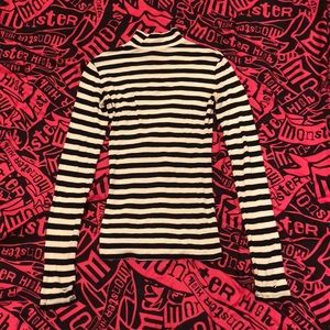 Black and white stripped long sleeve
